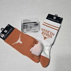 Set of 2 Warm Holiday Socks Texas Longhorn Fans Bevo Socks Hook Em OSFM  NEW